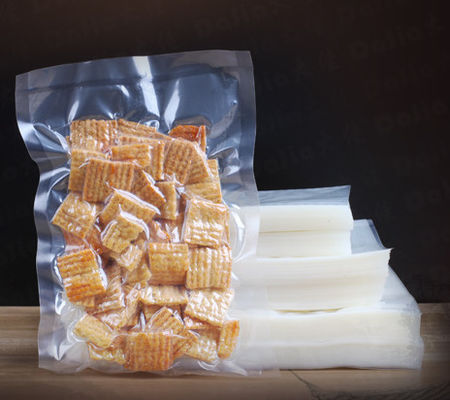 Sausages à base de viande transformée Sacs en plastique rétractables sous vide PVDC à haute barrière Transparent