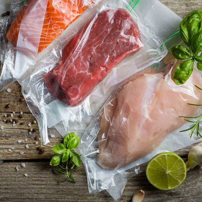 Films à haute barrière alimentaire en PA/EVOH/PE/PVDC pour les emballages alimentaires pour saucisses/viande de jambon