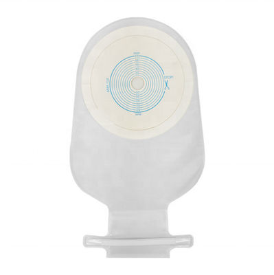Sac de stomie à complexion avec co-extrusion PVDC à haute barrière